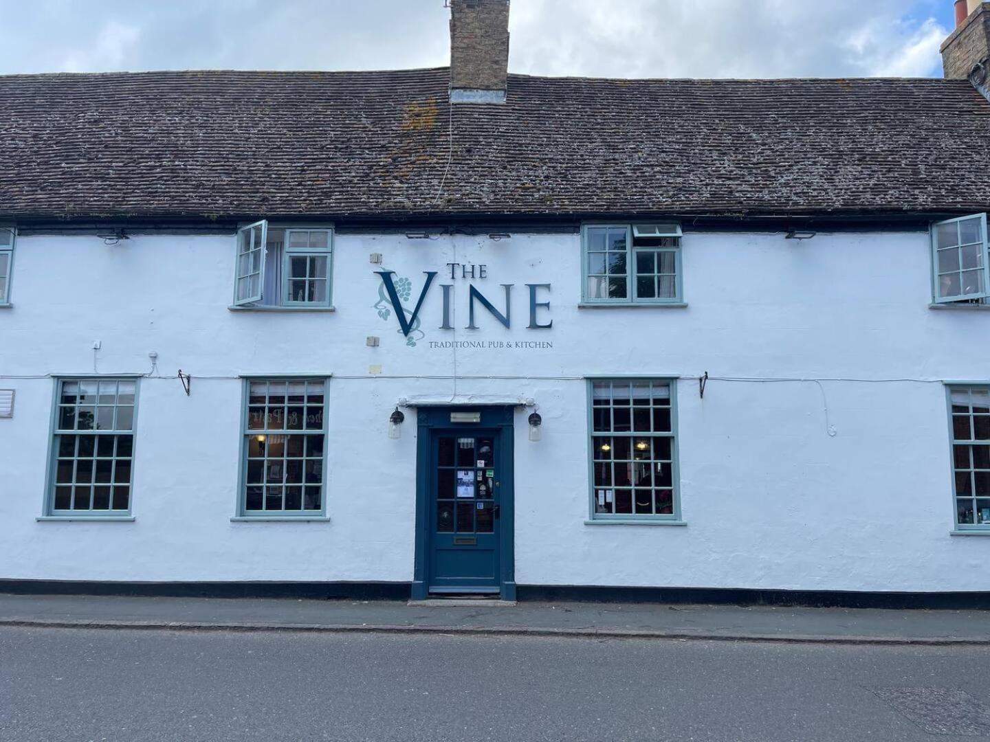 Elegant Oak Beamed House In Pretty Village - Cambridge Homehost Buckden  ภายนอก รูปภาพ